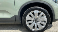 Volvo EX40 185kW Extended Range Core 78kWh 5dr Auto Electric Estate